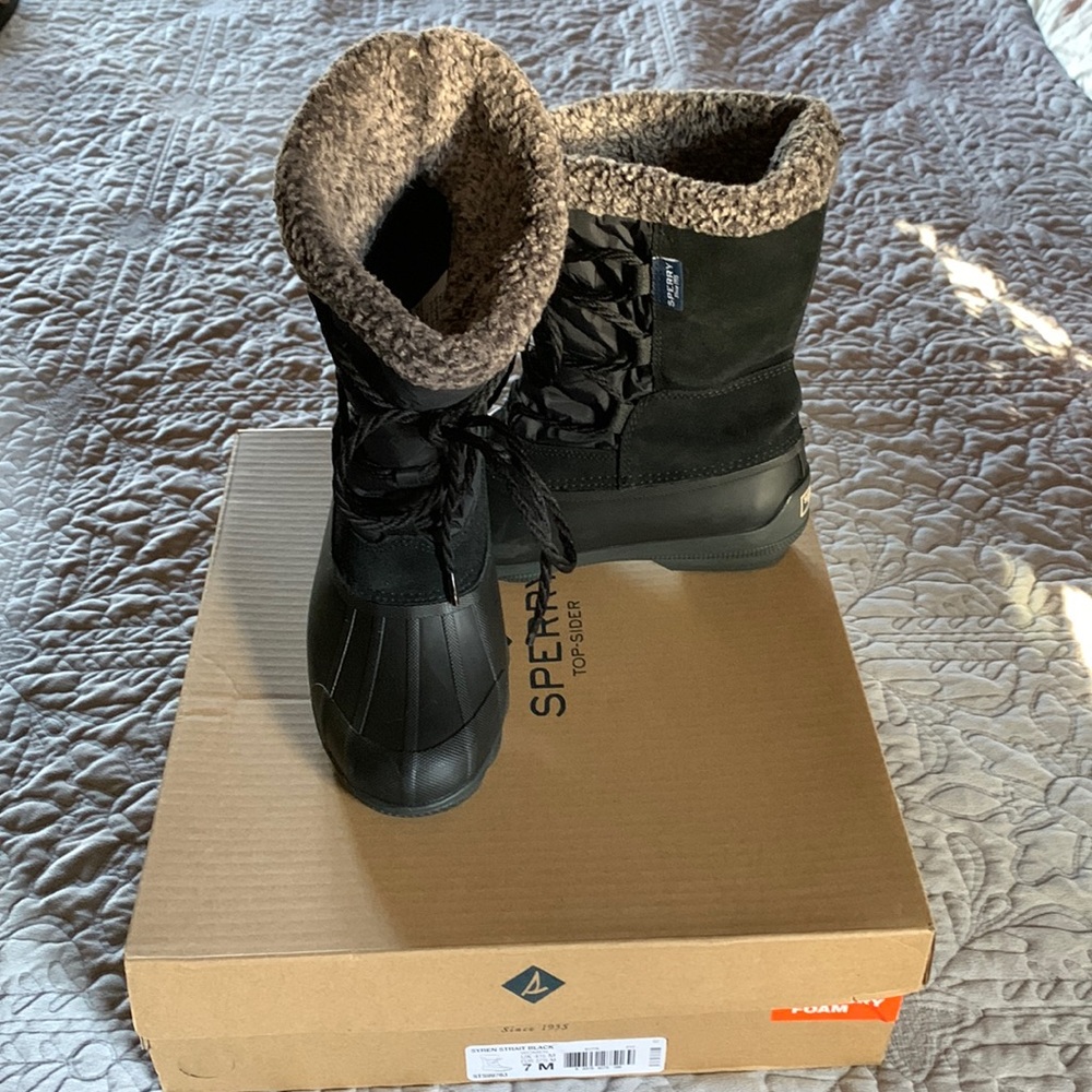 Sperry Winter Boots “Syren Strait Black” Size 7